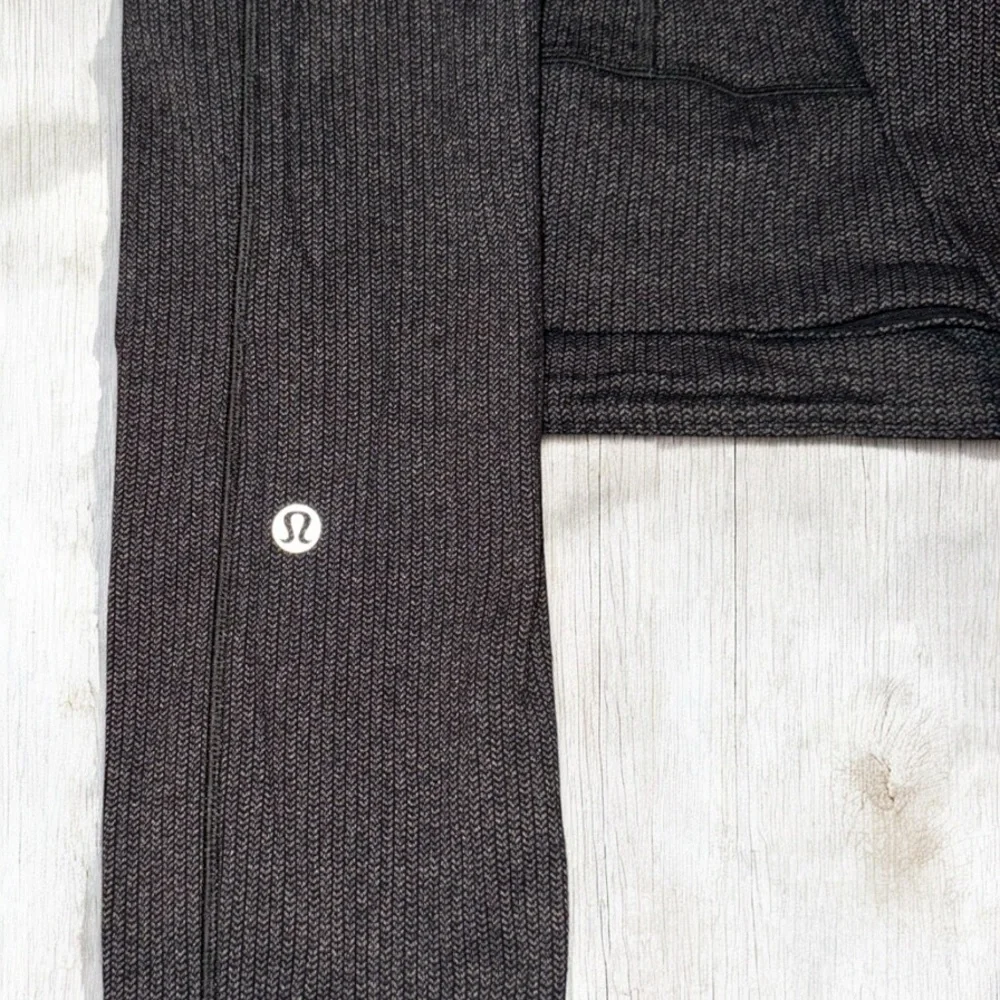 Lululemon Speed Up Mid-Rise Tight 28" - Dark Grey - Picture 2 of 4